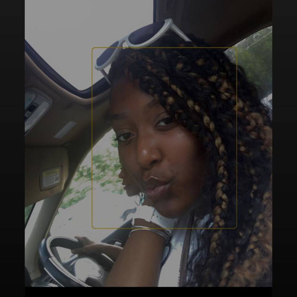 Meet your Posher, Mariana